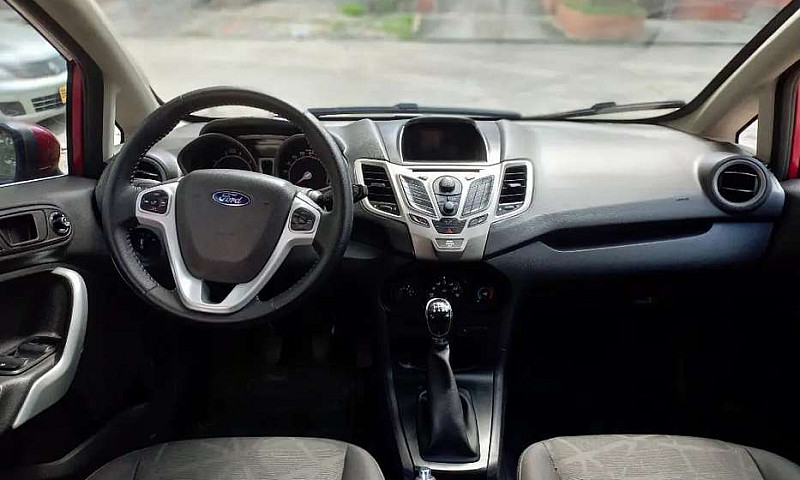 Ford Fiesta 2011....