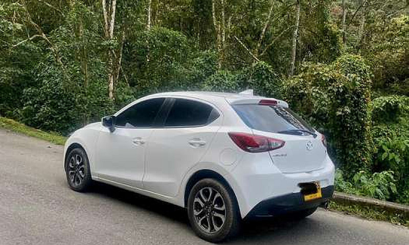 Mazda 2 Hb Grand Tou...