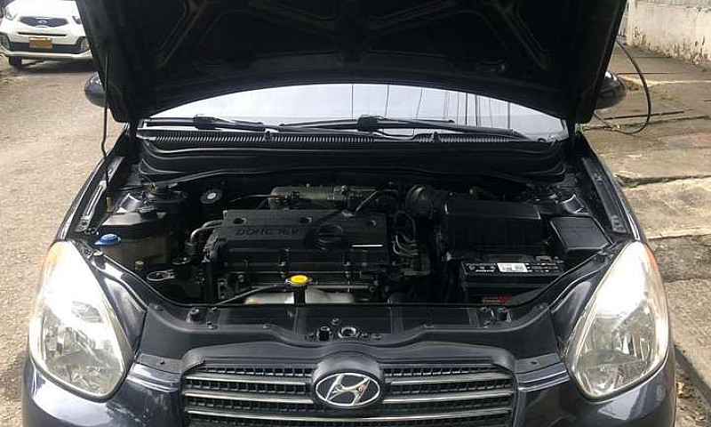 Hyundai Accent Visio...