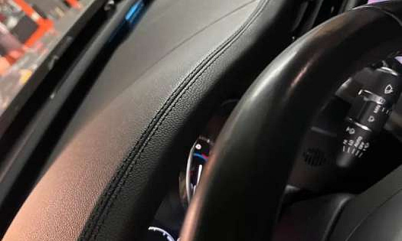 Jaguar Xf Pure Model...