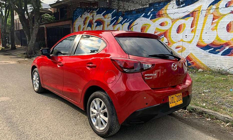 Mazda 2 Touring 2017...