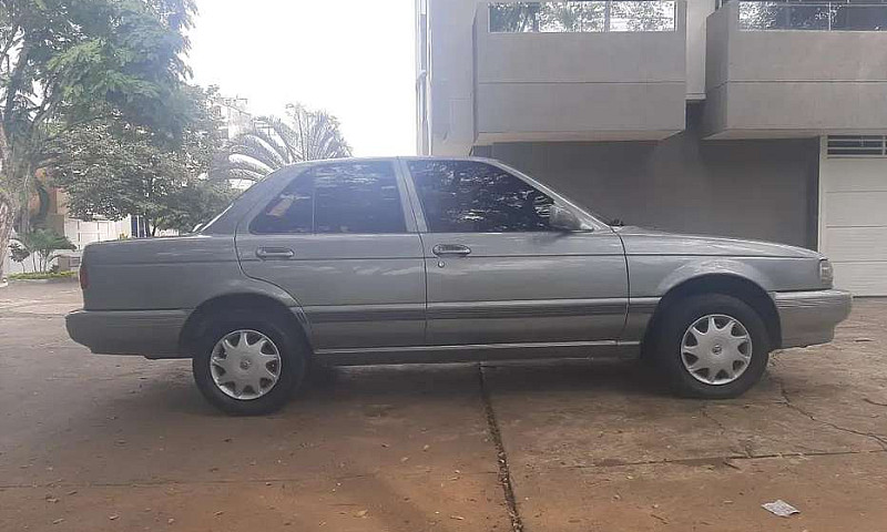 Nissan Sentra B13 Au...
