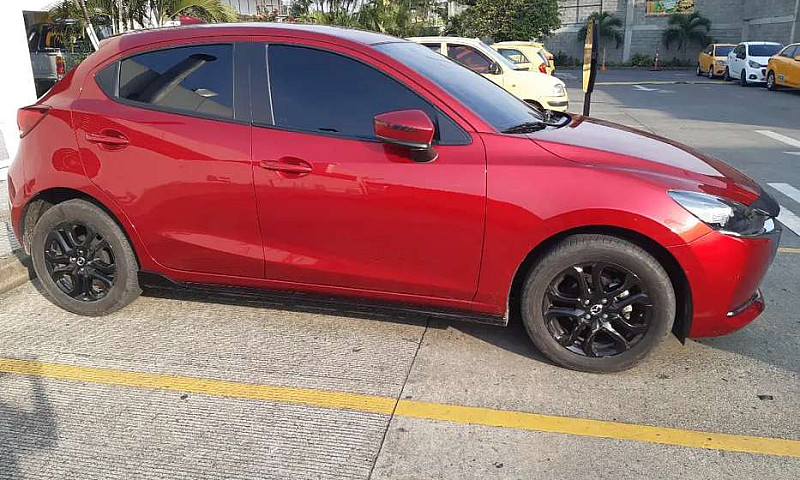 Mazda 2 Grand Tourin...