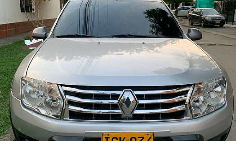 Vendo Renault Duster...