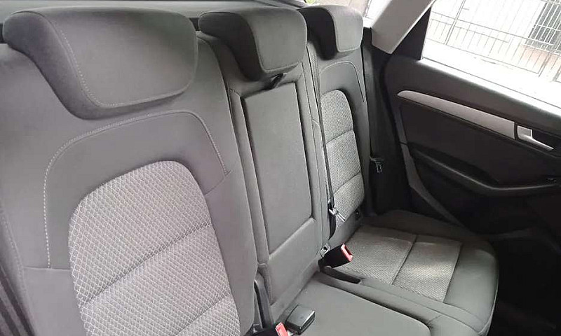 Camioneta Audi Q5 20...