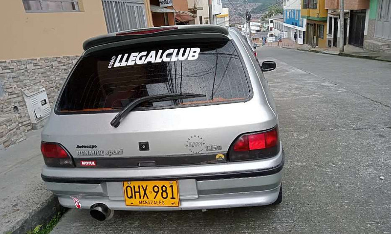 Clio Rsi 1.8 Coupe...
