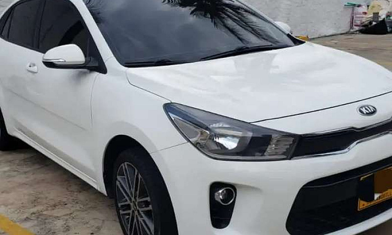 Hermoso Kia Río Auto...