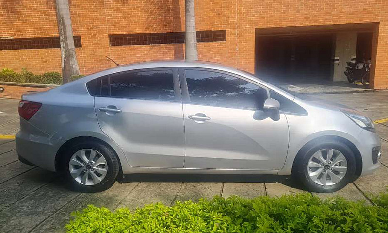 Kia Rio Sedan 2016 C...