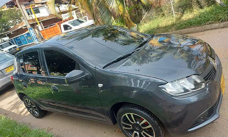 Vendo Sandero 2018...