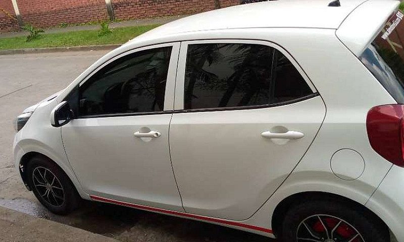 Kia Picanto Blanco 2...