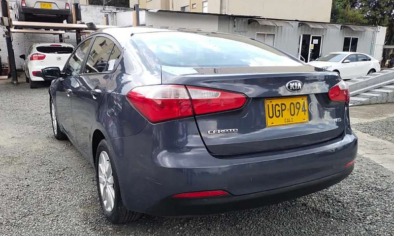 Kia Cerato Pro 2015 ...