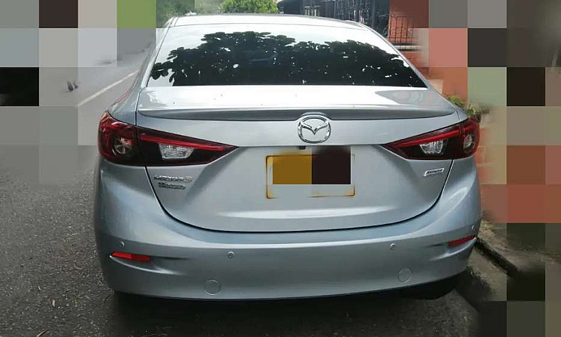 Mazda 3 2020...