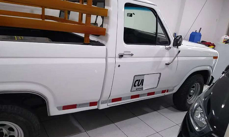 Ford F-150 Platón Ga...