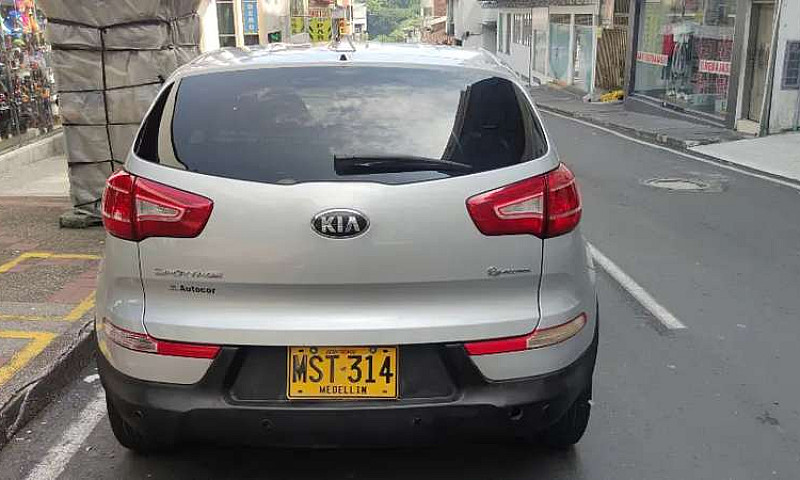 Hermosa Kia Full Equ...