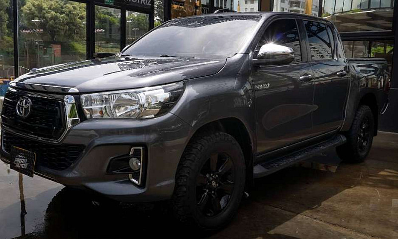 Toyota Hilux Srv...