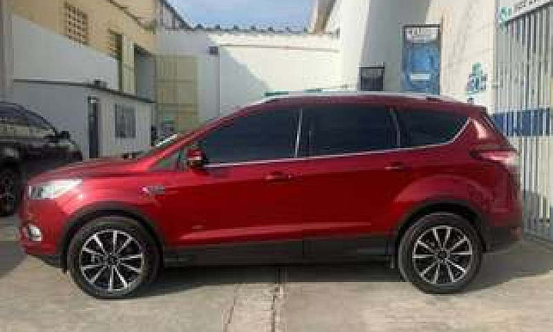Ford Escape Titanium...