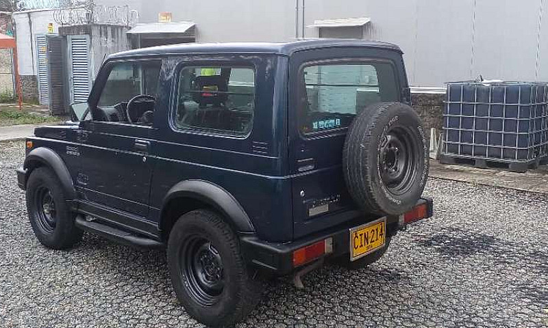Vendo Campero Chevro...