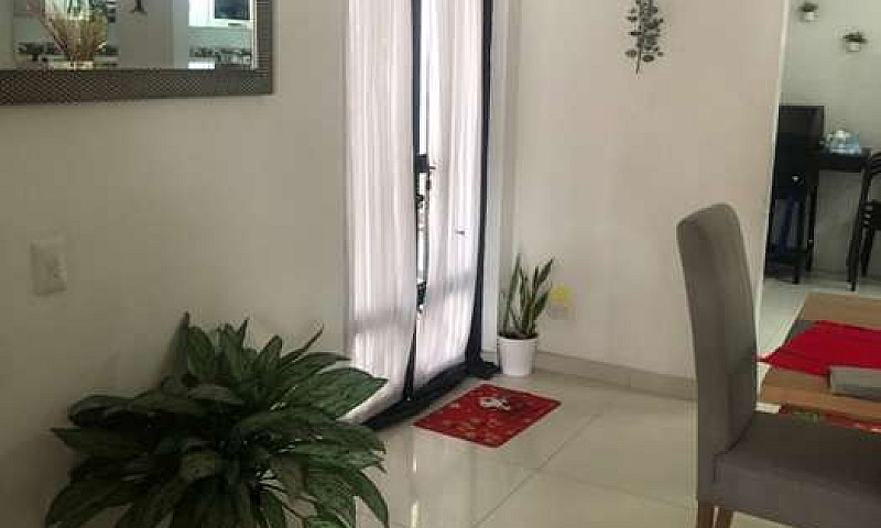 Venta De Casa Esquin...