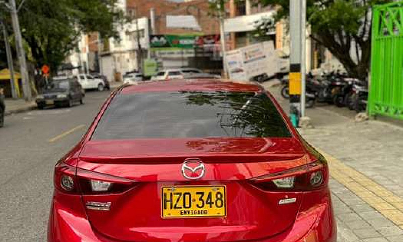 Mazda 3 Grand Tourin...