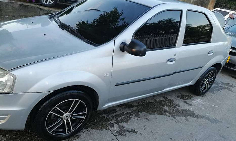 Renault Logan Expres...