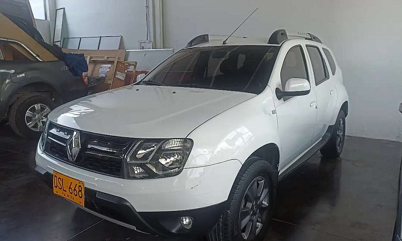 Renault Duster 4*4...