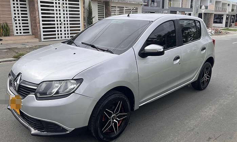 Renault Sandero 2017...