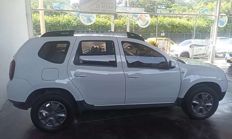 Renault Duster 4*4...