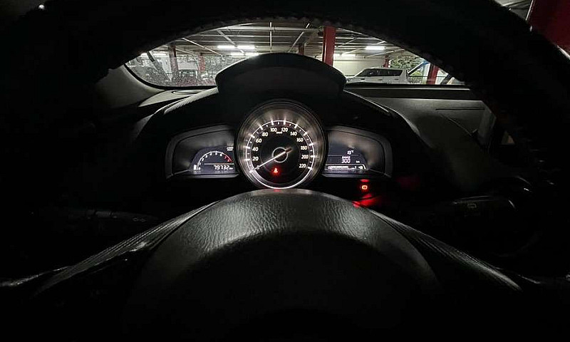 Mazda 2 Touring Meca...