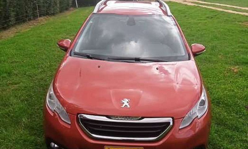 Peugeot 2008, Modelo...