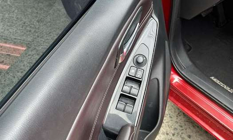 Mazda 2 Excelente Es...