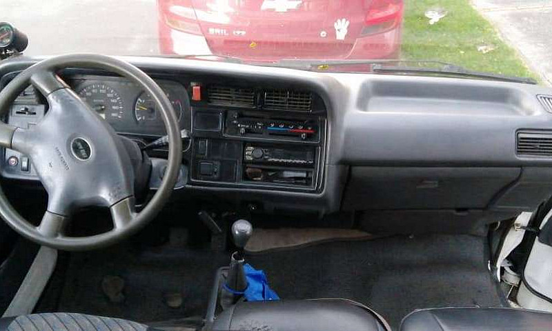 Camioneta Escolar Ji...