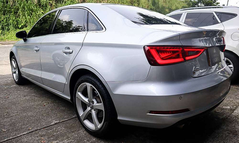 Audi A3 Ambition 1.8...