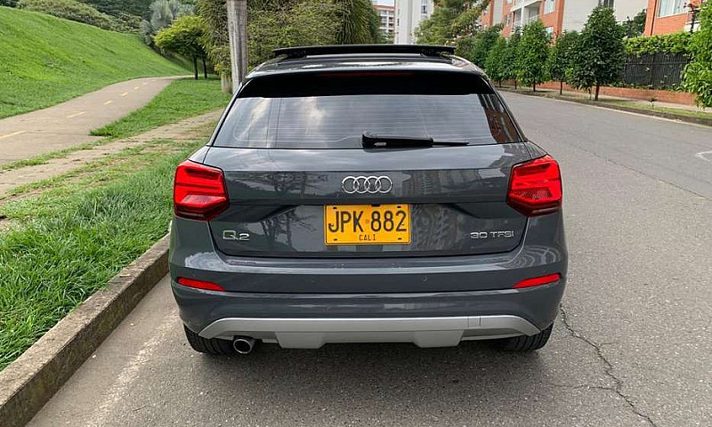 Vendo Audi Q2  Model...
