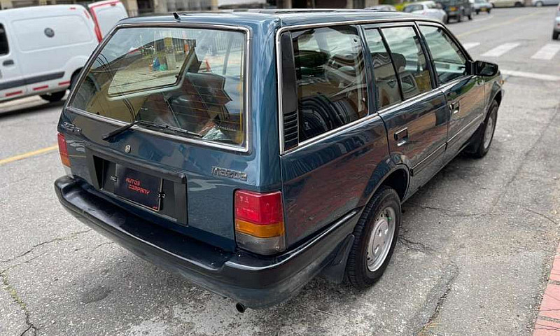 Mazda Station Wagon ...