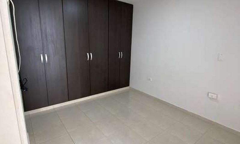 Arriendo Apto Brisas...