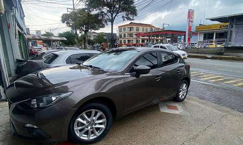 Se Vende Mazda - Hat...