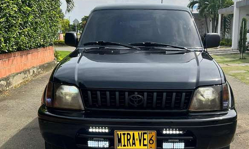 Toyota Land Cruiser ...