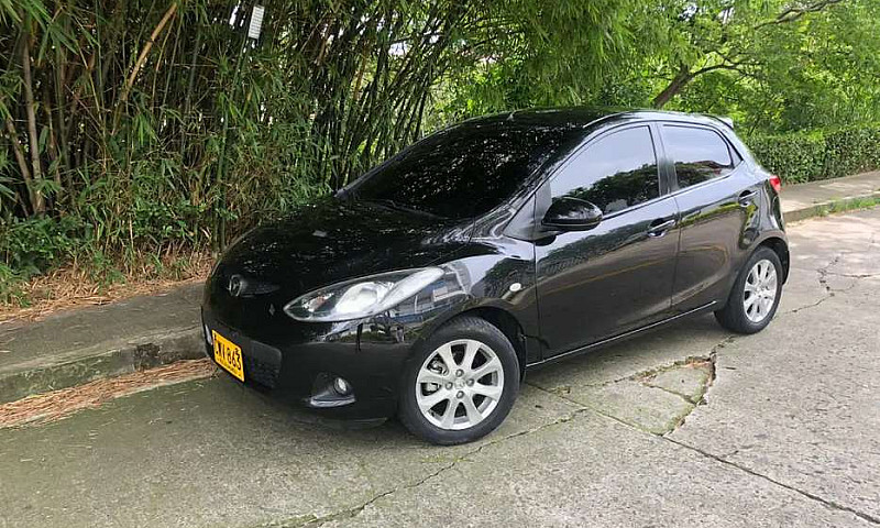 Consentido Mazda 2...