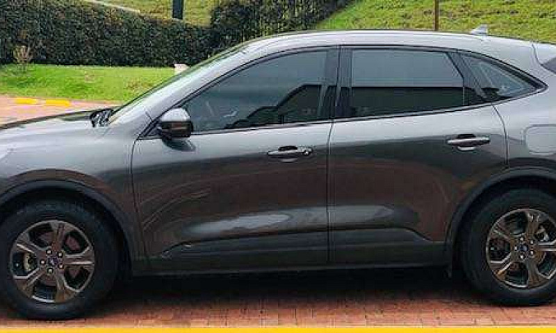 Vendo Ford Escape Mo...