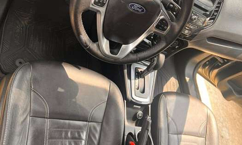 Vendo Ford Fiesta Ti...