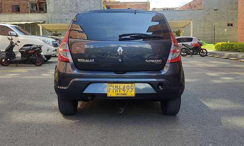 Renault Sandero...