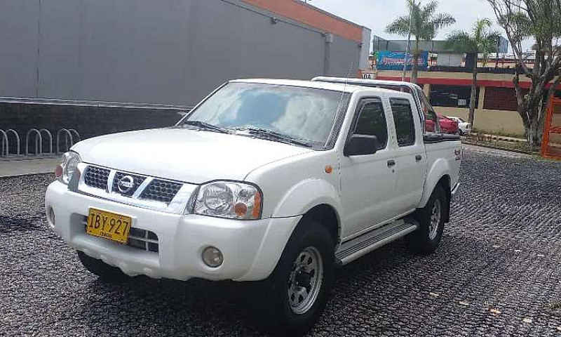 Vendo Camioneta Niss...