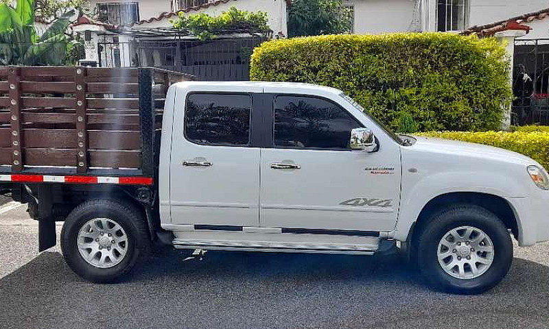 Mazda Bt 50 4X4 Dies...