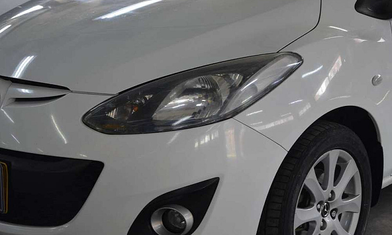 Mazda 2 1.5 Mecanico...