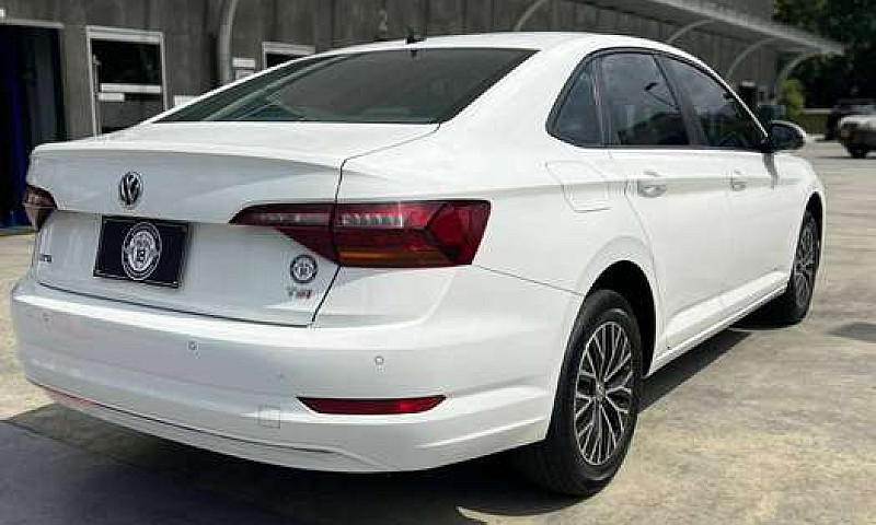 Volkswagen New Jetta...