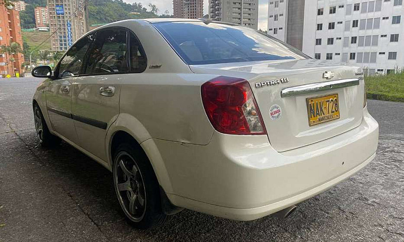 2006 Chevrolet Optra...