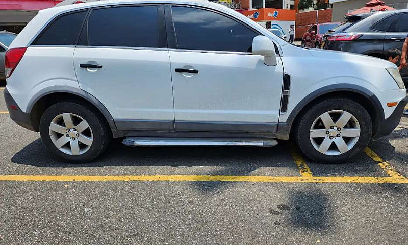 Vendo Chevrolet Capt...