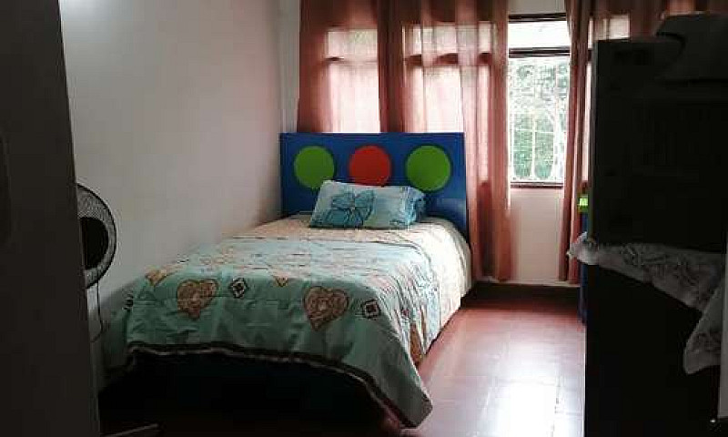 Alquilo Habitación A...