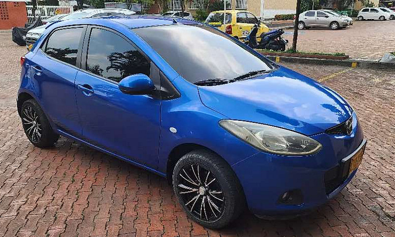 Mazda 2 Automatico...