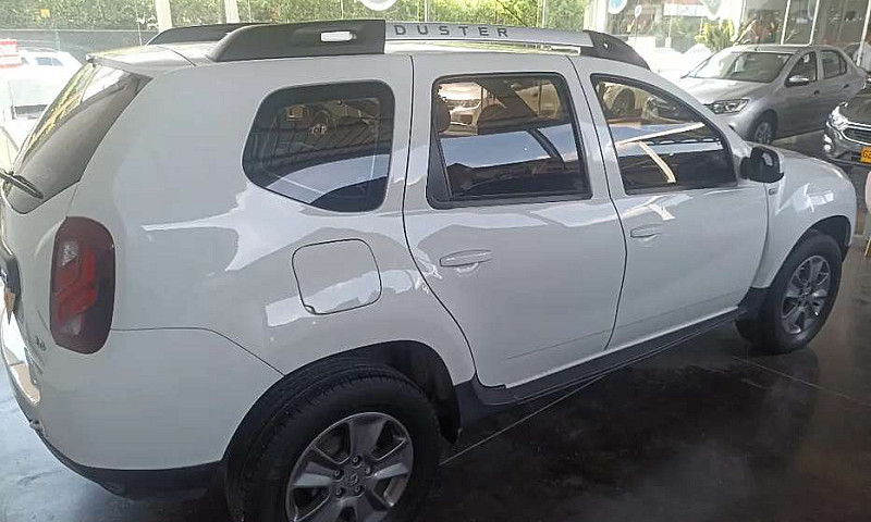 Renault Duster 4*4...